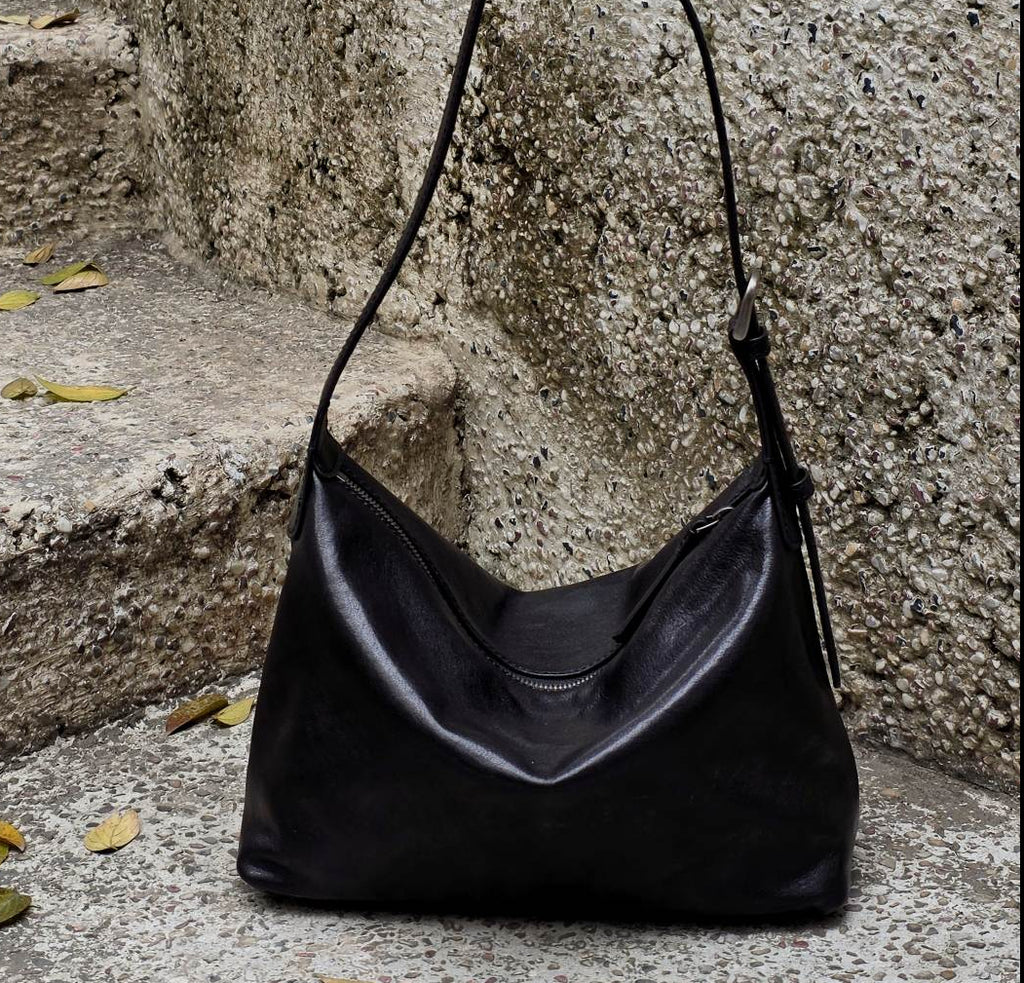 Marinsu Shoulder Cross Dumpling Bun