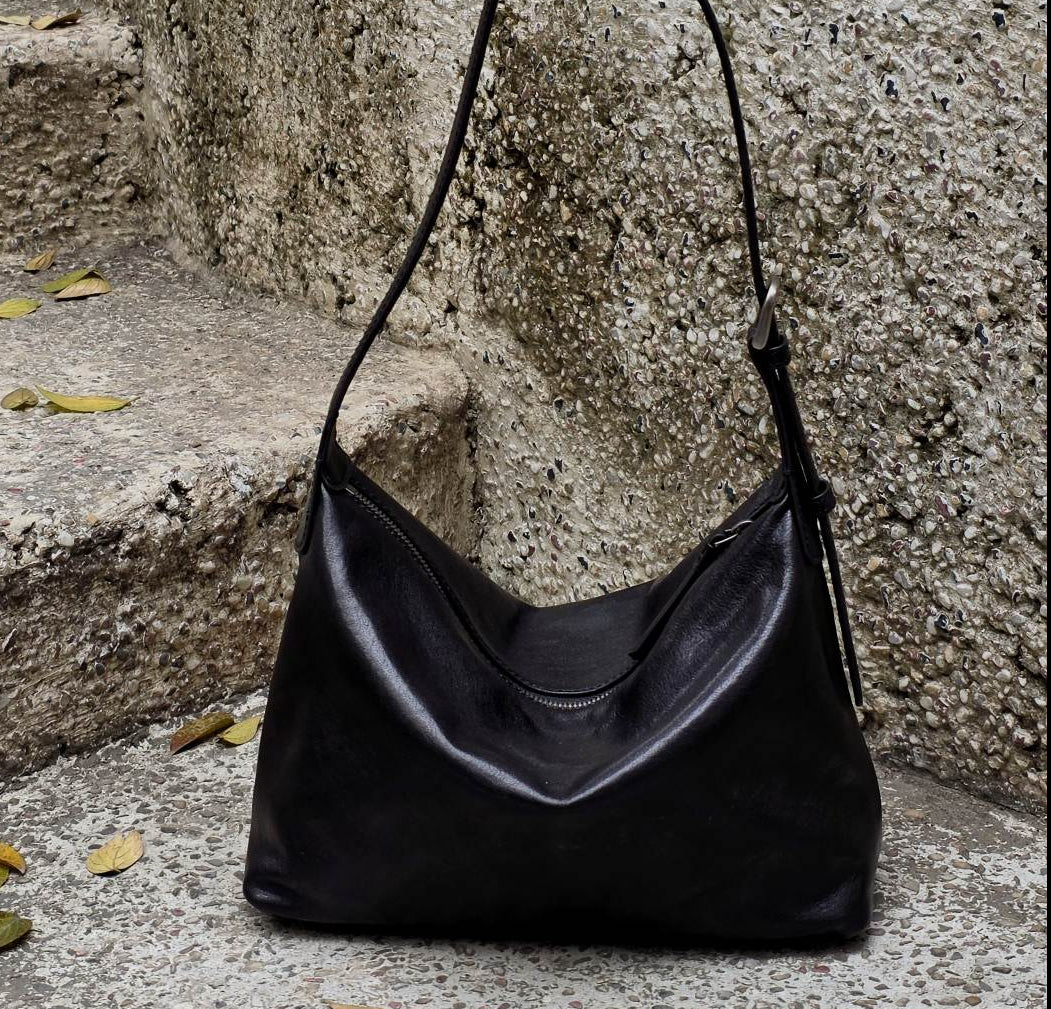 Marinsu Shoulder Cross Dumpling Bun